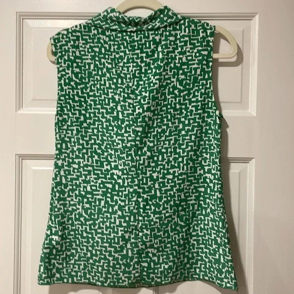 Banana Republic Cowl Neck Tank (NWOT) - Picture 2 of 4